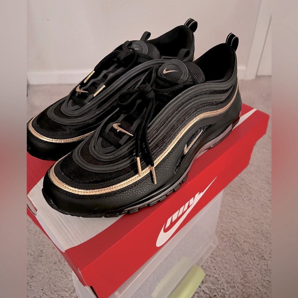 NIKE - Air Max 97 - Black Metallic Gold - Mens Size 15